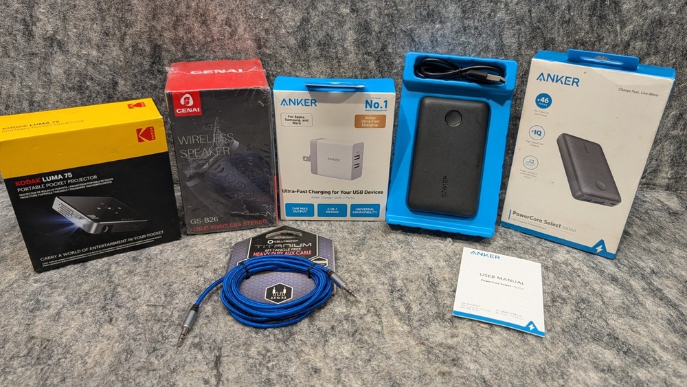 Kodak Luma 75 Pocket Portable Projector RODPJS75 Bundle 🔥New🔥