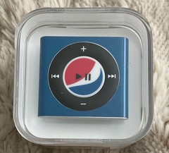 APPLE: iPod Shuffle 2GB 4th Generation Pepsi Edition FACTORY SEALED Rare HTF