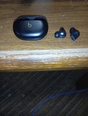 True Wireless Noise Cancelling Beats By Dr Dre Studio Black And Gold