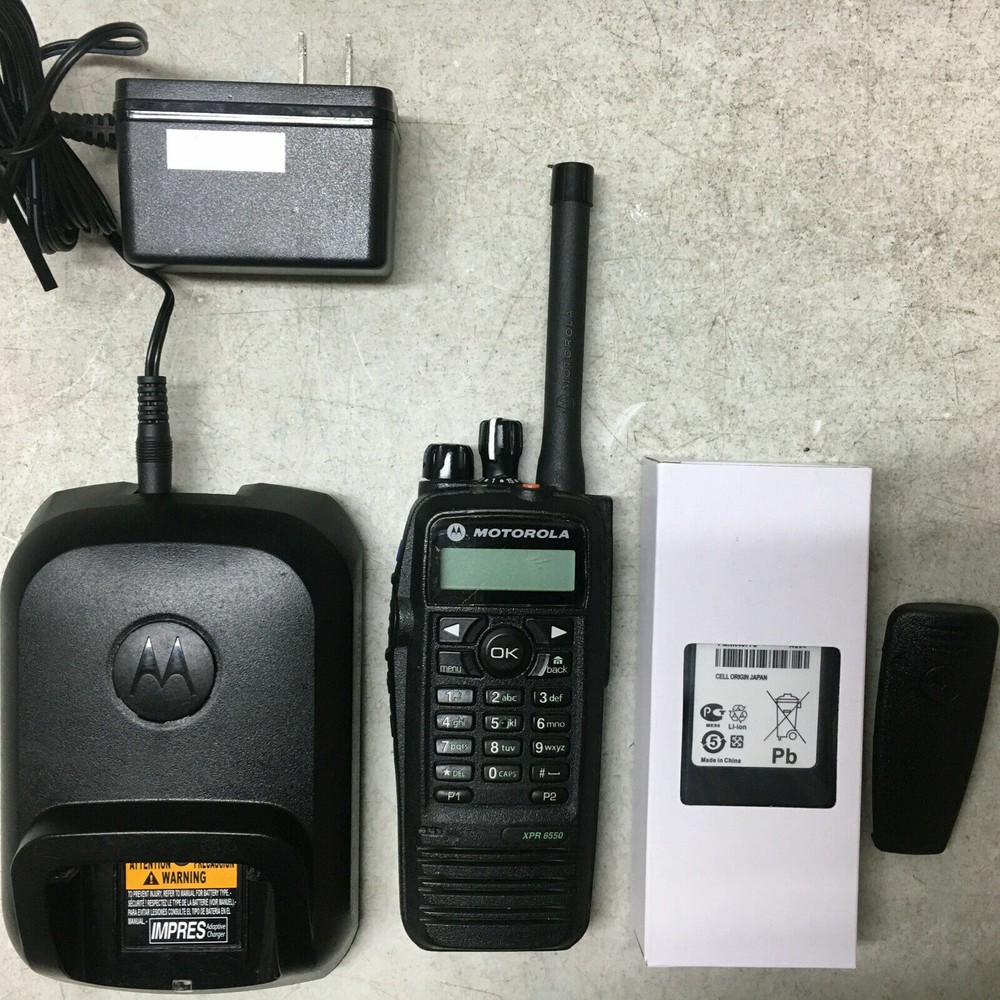 Motorola XPR6550 UHF 403-470mhz Digital Radio AAHQDH9LA1AN Latest Firmware