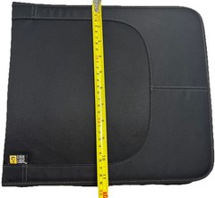 Case Logic—146 CD/DVD Storage Binder W/ Zipper Closure—Used—SHIPS IN 24 HOURS—