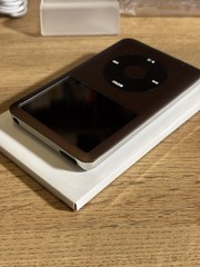 Apple IPod Classic 7th Gen 160Gb NEW EXTERIOR+BATTERY! MC297J / MINT. Espresso