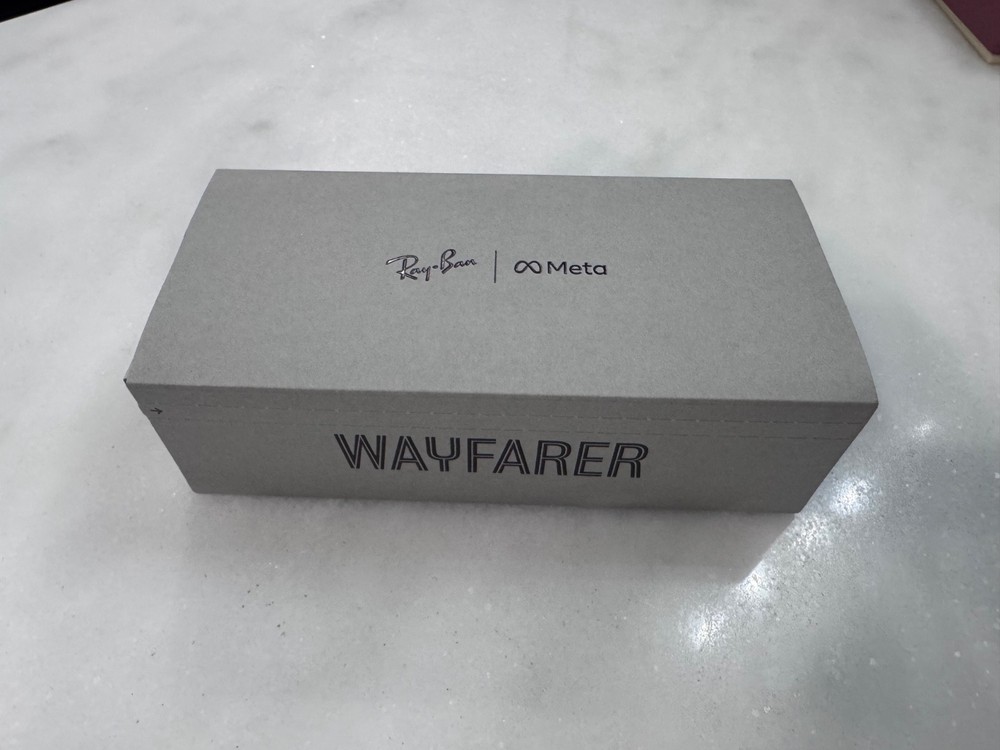 Ray-Ban Meta Wayfarer Gen 1 RW4006 NEW