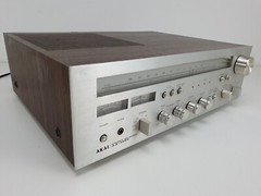 Akai AA-1050 Stereo receiver – 35w 4-16Ohm – Fully working