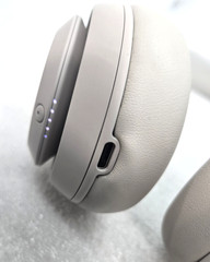 Beats Studio Pro Wireless Over Ear Headphones Sandstone FAST FREE SHIPPING a