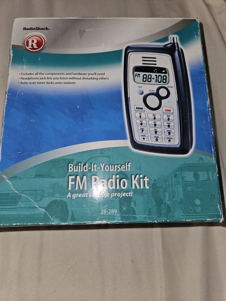RadioShack Build-It-Yourself FM Radio Kit 28-289 w/ Headphone Jack Black/Silver