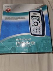 RadioShack Build-It-Yourself FM Radio Kit 28-289 w/ Headphone Jack Black/Silver