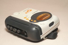 Sony S2 Portable Cassette Walkman White with Original Headphones TESTED Working