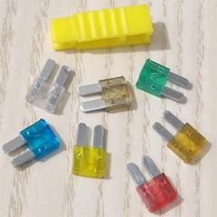 70PCS Micro2 Blade Fuse Assortment 5A 7.5A 10A 15A 20A 30A for Auto Car Van Bike