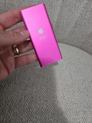 Apple iPod Nano 4GB Pink with Charger Bundle Tested – Working!