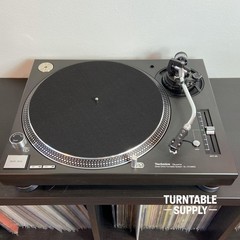 Carbon Fiber Turntable Slipmat 12” – Anti-Static DJ Record Mat – 2mm Thick Black
