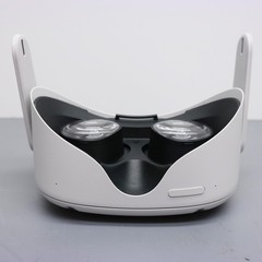 Meta Quest 2 128GB Advanced All-In-One VR Headset Only ISSUE