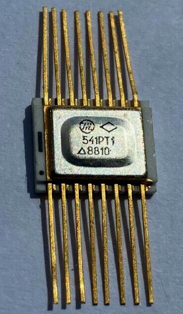 Soviet microcircuit 541PT1 (USSR)