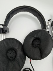 Fostex T20 Stereo Headphones Adjustable Headband Ear-Pad Black 6.35mm pair