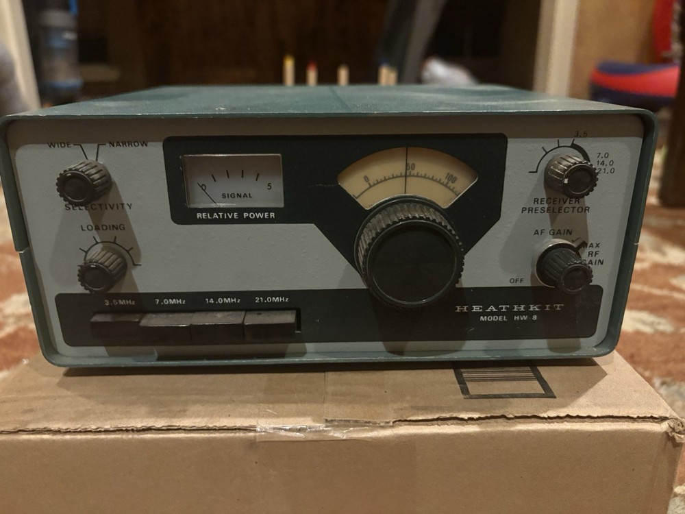 Heathkit HW-8 Ham Radio Transceiver HF Mono Band 3.5-21MHz 13V DC Green Vintage