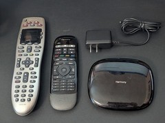 Logitech Harmony Hub w/original remote, power adapter + Harmony 650 Remote