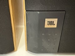 JBL J2050 Woodgrain Bookshelf Speakers Pair 2 Way Oak MADE IN USA Tested Works
