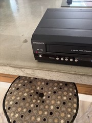 Magnavox ZV450MW8 DVD Recorder VCR Combo – 4-Head Hi-Fi Stereo – PARTS/REPAIR