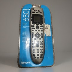 Logitech Harmony 650 Universal Color Screen Remote