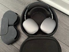 Apple AirPods Max (Lightning) Headphones Space Gray with Case