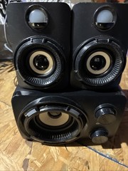 Used Speakers Monster Speakers Black with Cables