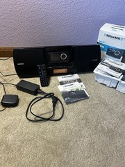 SiriusXM Portable Speaker Dock Model SXSD2 with Onyx Plus Vehicle Kit