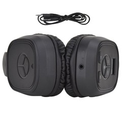 Stereo Foldable Receiver Over-Ear Headphone uses 2 AAA batteries (Not included)