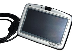 TomTom GO 910 GPS Navigator Bundle USA Europe Maps 4″ Screen PARTS REPAIR ONLY