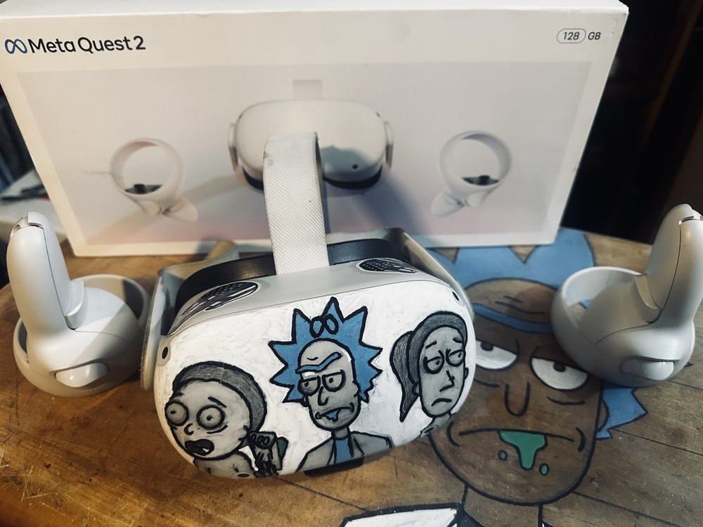 Meta Quest 2 VR Headset 128GB hand painted Rick & Morty Art, Controllers, Box