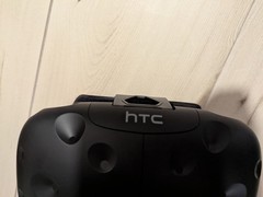 HTC Vive Virtual Reality Headset Only – No Cables – WORKS