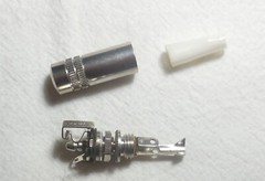 1/8 Inch Mono Audio Phone Plug + Shunted Jack Japan