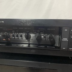 Yamaha M-70 & C-70 Power Amp/ Pre-Amp Combo – Both Power On – Not Fully Tested
