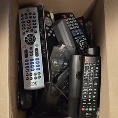 Lot Of 31 Remote Controls – Various Brands, Sony, Zenith, Samsung, LG Work