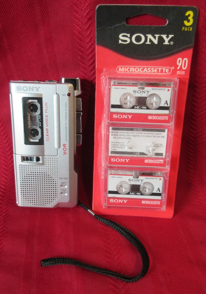 Sony M-650V Microcassette-Corder Handheld Voice Recorder Tapes Works Need Repair