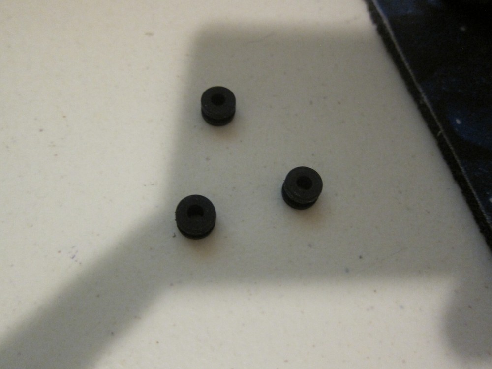 Motor Mounting bushings for cassette deck OD 8.11 mm x ID 3.23mm x CS 5.28mm