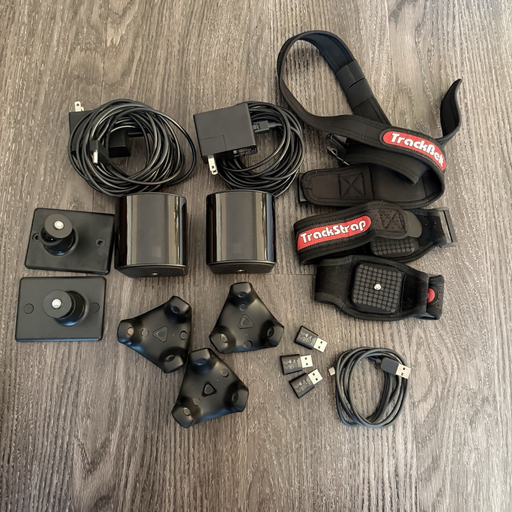 3x HTC Vive Tracker 3.0 + 2x 2.0 SteamVR Base Stations Vrchat full body tracking