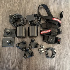 3x HTC Vive Tracker 3.0 + 2x 2.0 SteamVR Base Stations Vrchat full body tracking