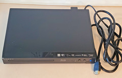 DYNEX Blu-Ray DVD Player Model DX-WBRDVD1. HDMI Wi-Fi 1080p. TESTED WORKS.