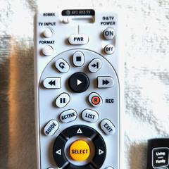 DIRECTV RC66RX / LOT OF 2 IR/RF UNIVERSAL REMOTE CONTROLS / BATTERIES INCLUDED!