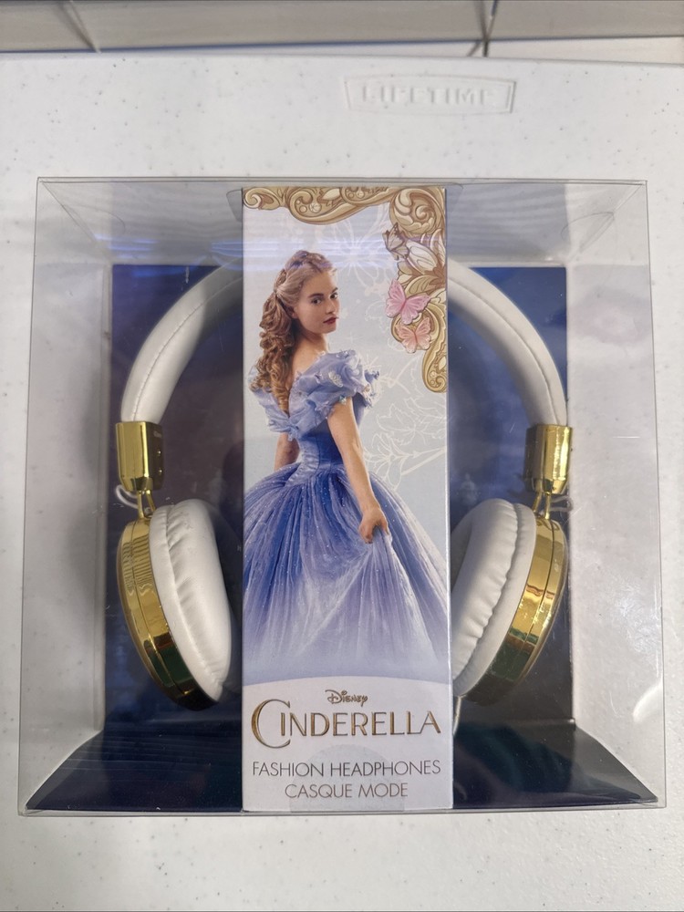 Disney Cinderella Fashion Headphones Brand New And Sealed