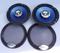Pioneer TS-G1640R 6.5″ 16cm 160W Max Coaxial 2-Way Blue Car Speakers & Grilles