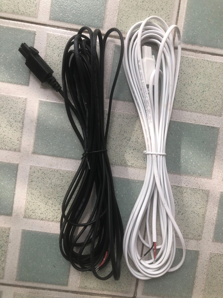 Bose 300 600 650 700 Virtually Invisible 20′ Satellite Speaker Cable White/Black
