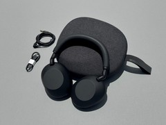 Sony WH-1000XM6 Wireless Noise Canceling Headphones with case – Black #OB