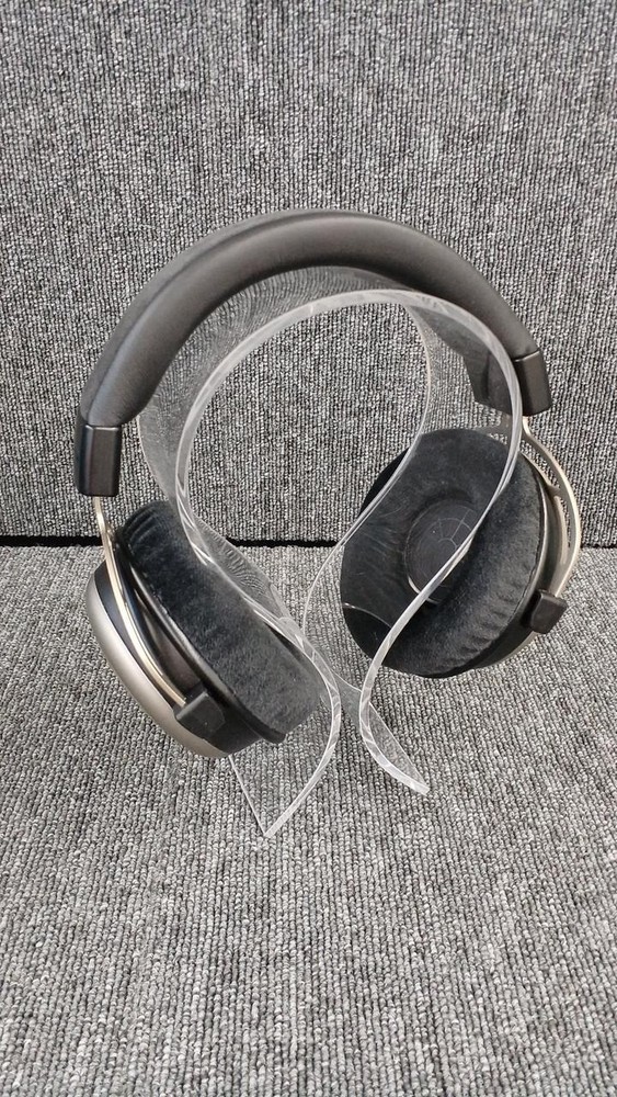 Beyerdynamic T1 1st Headphones wired semi-open dynamic type No Box Used