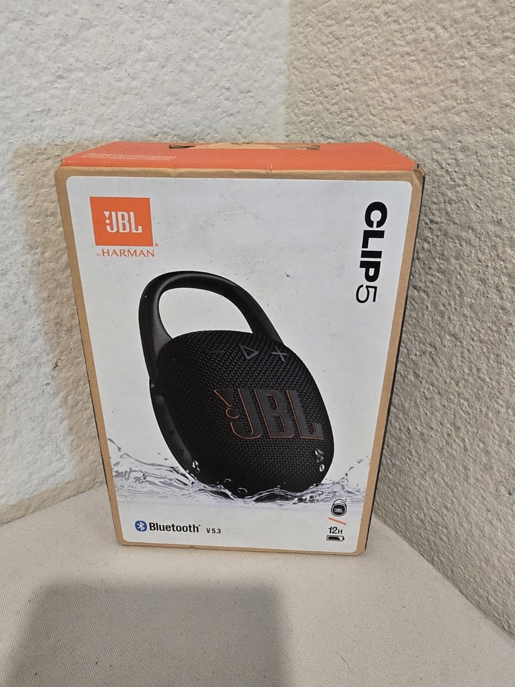 JBL Clip 5 – Portable, Waterproof & Dustproof Bluetooth Speaker NEW