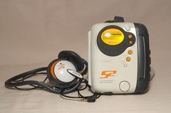 Sony S2 Portable Cassette Walkman White with Original Headphones TESTED Working