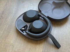 SONY WH-1000XM6 Wireless Noise Canceling Headphones w/ CASE – BLACK #E