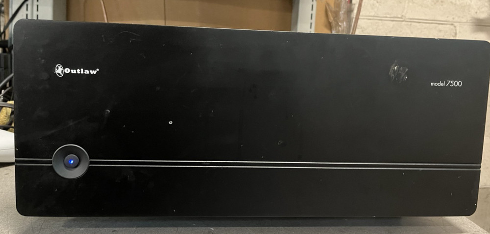 Outlaw Audio Model 7500