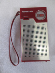 Vintage 1980’s Sound Design red AM portable pocket radio Hong Kong ( Works )
