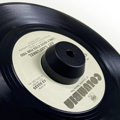 45 RPM Record Adapter Solid Aluminum 7 Inch Vinyl Dome Turntables Black